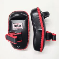 Windy Curved Leather Thai Kick Pads KP-8 Small Velcro Black/Red 7 Windy Curved Leather Thai Kick Pads KP-8 Small Velcro Black/Red -The Clinch Fight Shop 20220725 114652 2