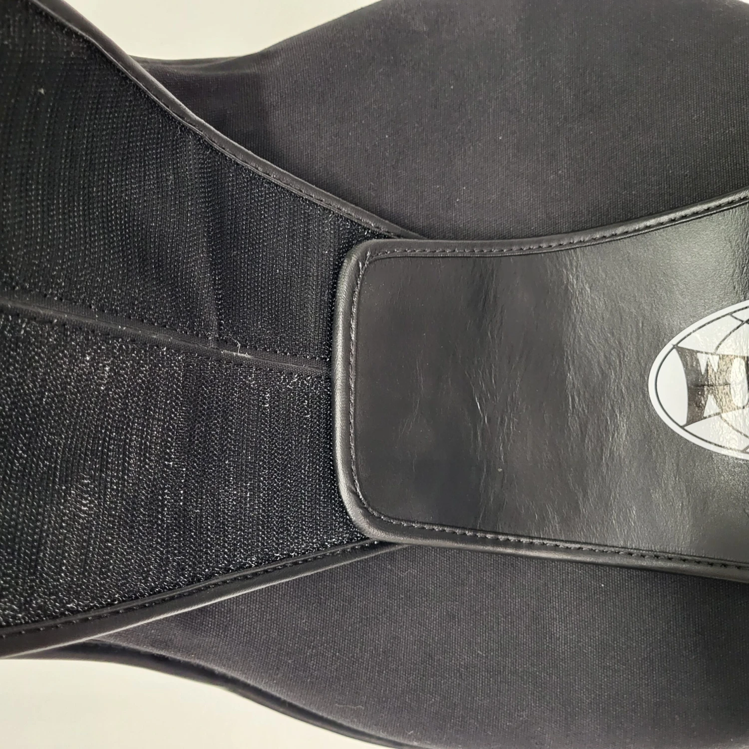 Windy BLBV Muay Thai Belly Pad Bellypad Velcro Black 3 Windy BLBV Muay Thai Belly Pad Bellypad Velcro Black - Image 3